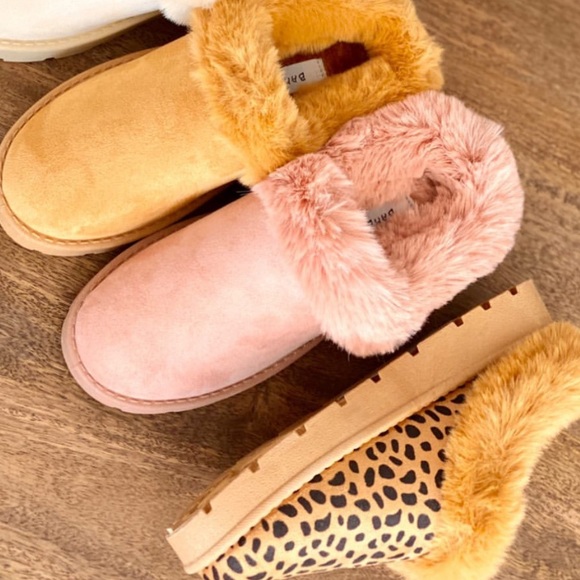 HP🎉NIB Bamboo Cozy Slippers Mauve - Picture 3 of 10